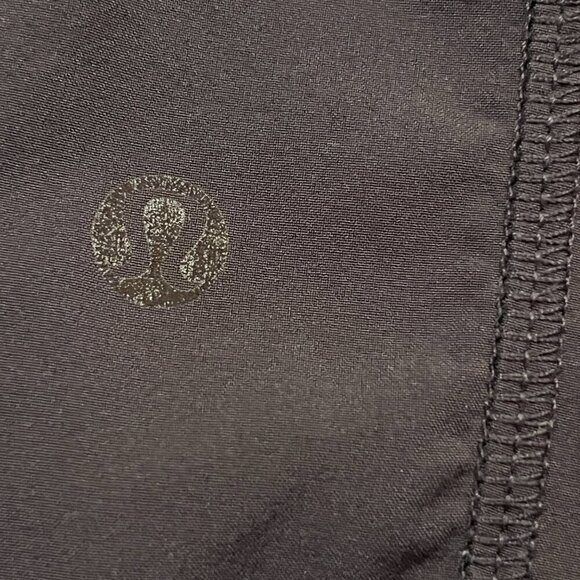 LULULEMON Men's Shorts - Charcoal Gray - Pull On - Unlined -  28"X10" - Picture 8 of 9